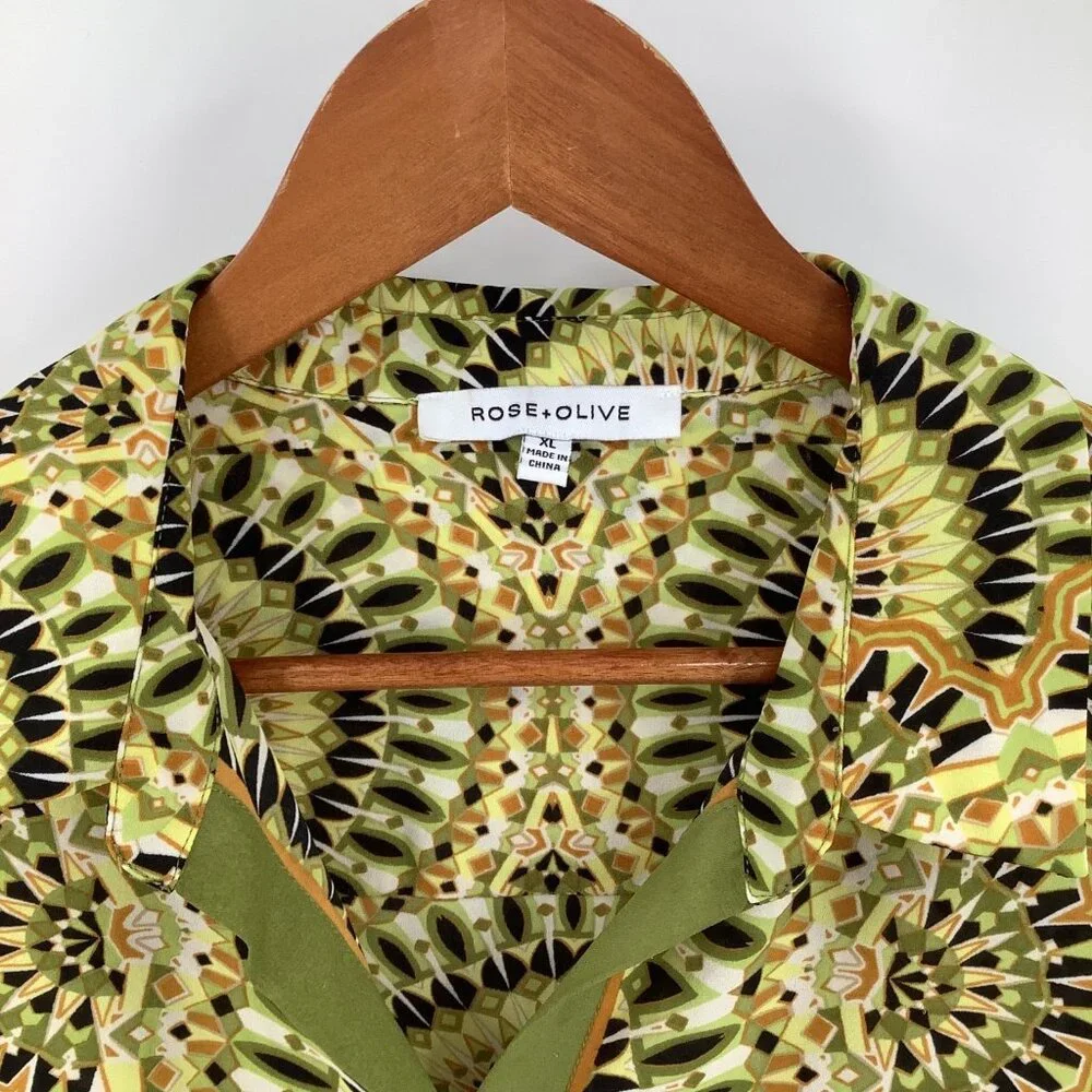ROSE + OLIVE Top Women's XL Green Multi-Color Geometric Tie Front Blouse - Picture 2 of 5